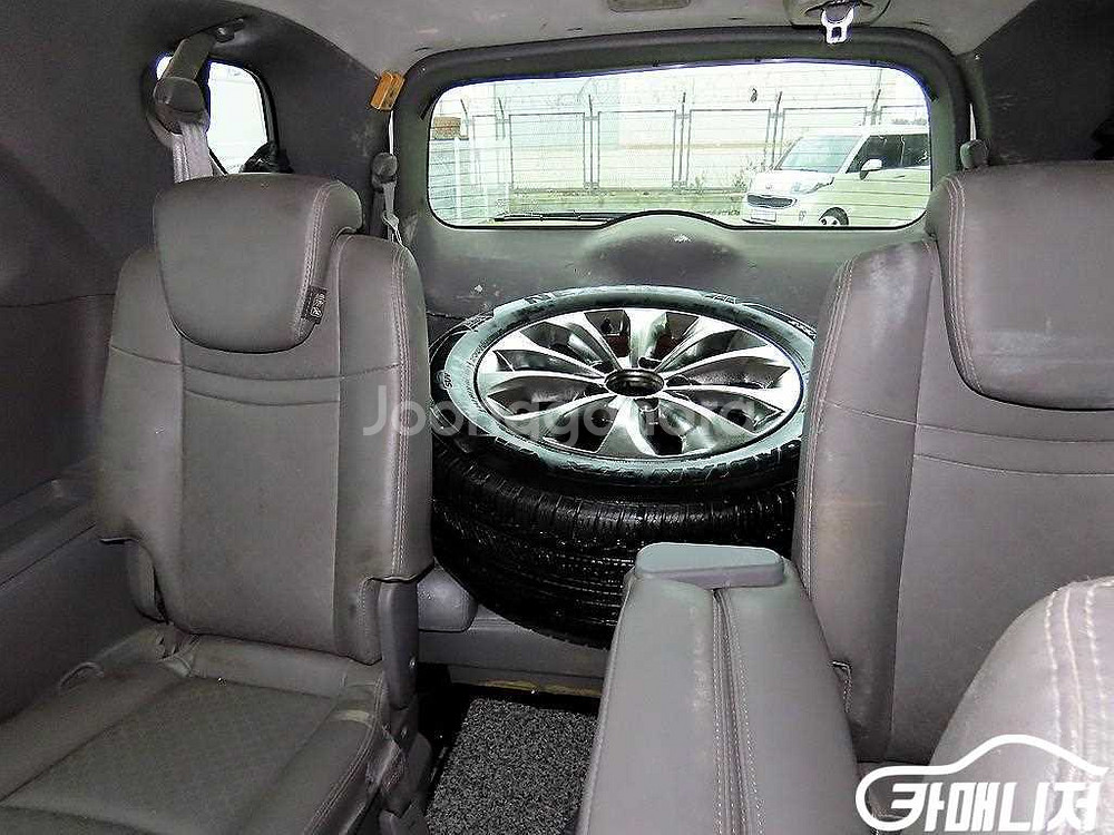 [KG모빌리티(쌍용) ]코란도투리스모 4WD TX 9인--6