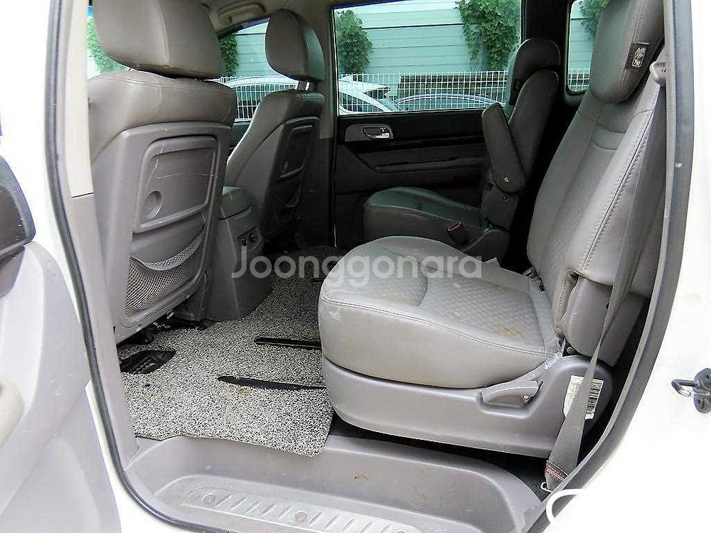 [KG모빌리티(쌍용) ]코란도투리스모 4WD TX 9인--5