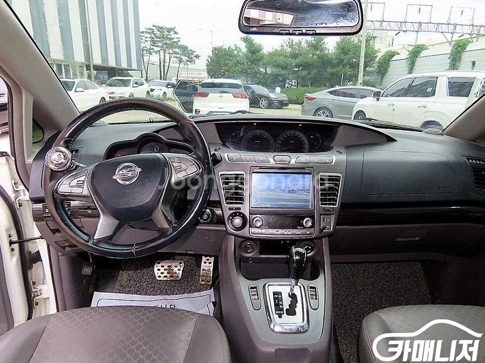 [KG모빌리티(쌍용) ]코란도투리스모 4WD TX 9인--7