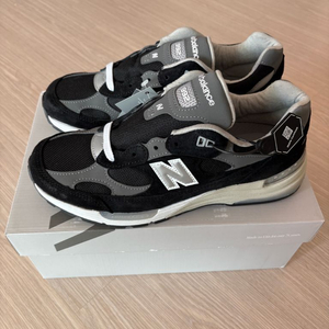 뉴발란스 992 블랙 275사이즈