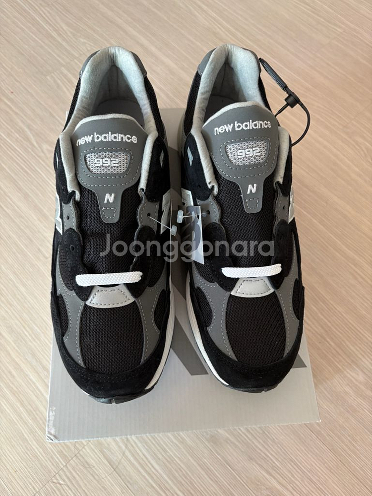 뉴발란스 992 블랙 275사이즈--1