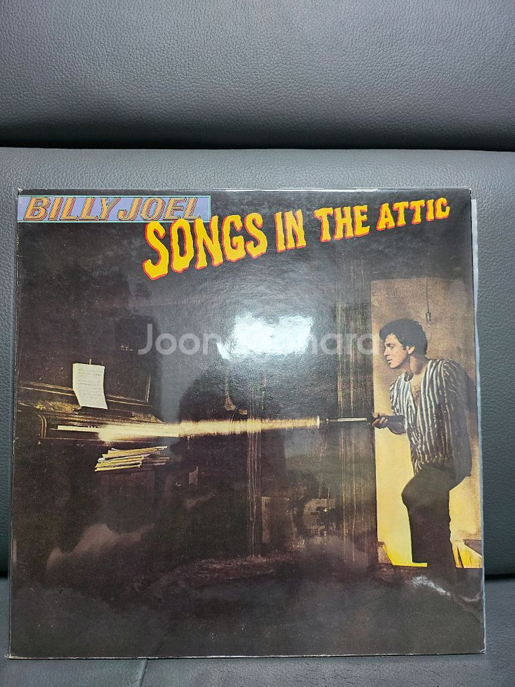 빌리조엘 Songs In The Attic LP--0