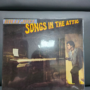 빌리조엘 Songs In The Attic LP