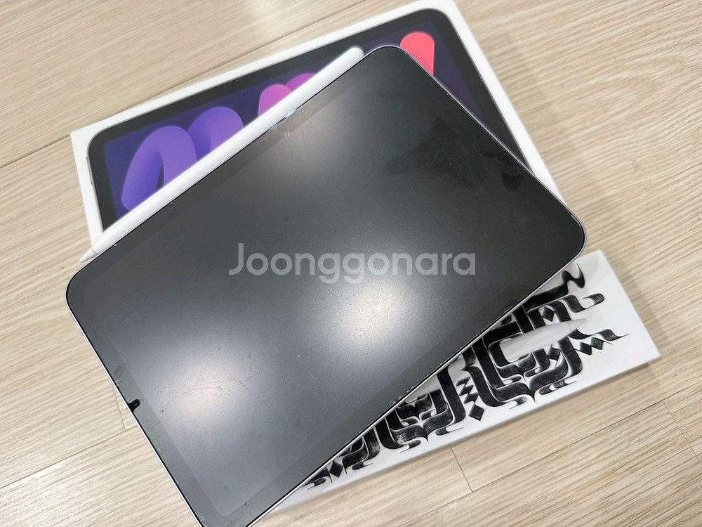 아이패드 미니7 256 wifi 모델 배터리100%--1