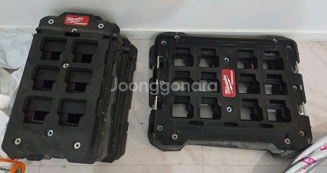 밀워키 충전기, 랜턴, 팩아웃 벽걸이 모듈, 거치대--1