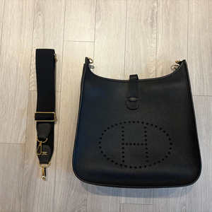 Hermes Evelyne III 33size