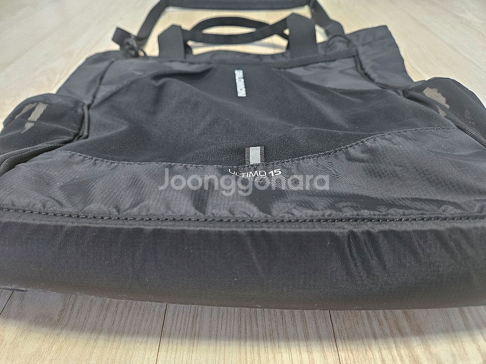 살로몬 울티모 15L 크로스 팝니다--1