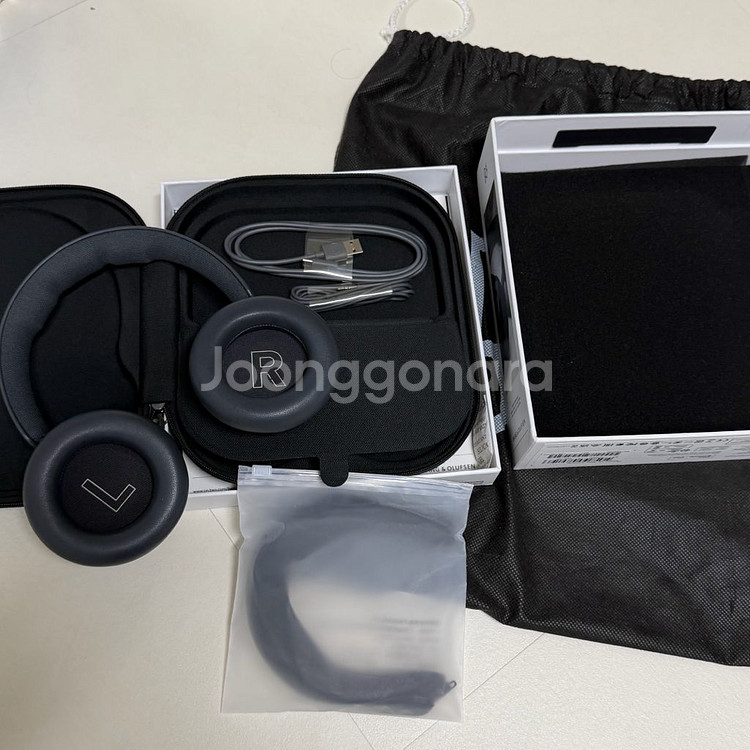 뱅앤올룹슨 베오플레이 HX 헤드폰 풀박스--4