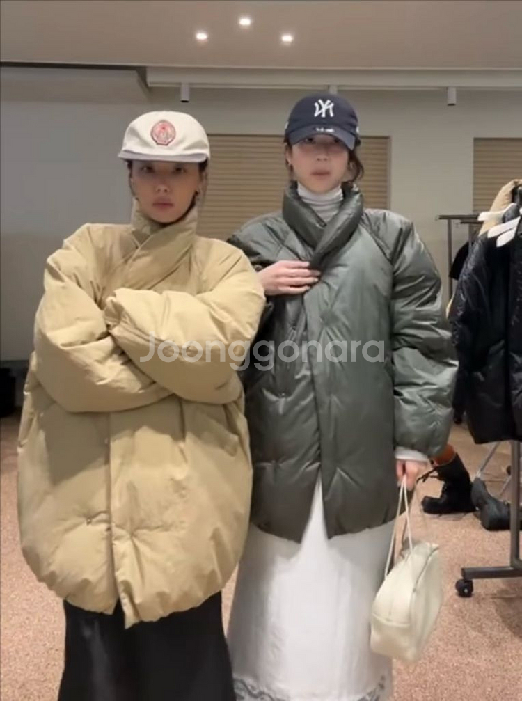 프레쉬라벨 꼬모 패딩 롱 베이지--2