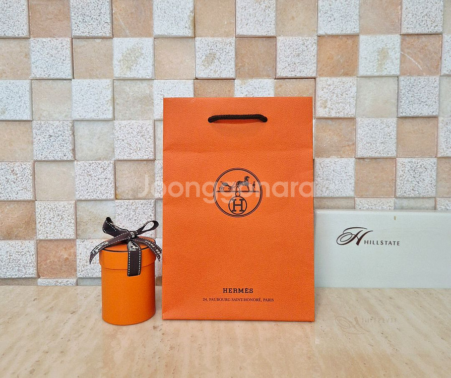 [정품]에르메스 트윌리 원형 케이스+리본+쇼핑백 set--0