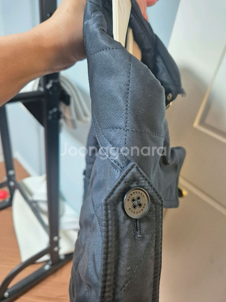 버버리 뉴플랭크비 퀼팅재킷 네이비 라지 싸이즈--6