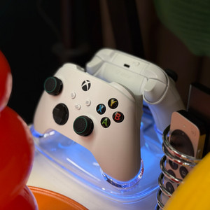 XBOX Series X 시리즈 X + 컨트롤러 2개