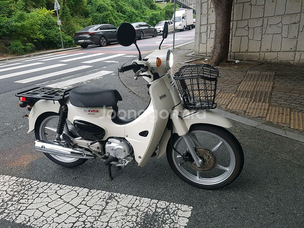 혼다 슈퍼커브110 중고 팝니다--3