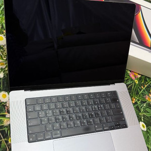 맥북프로 터치바 15인치 i7 16GB 512G 스그