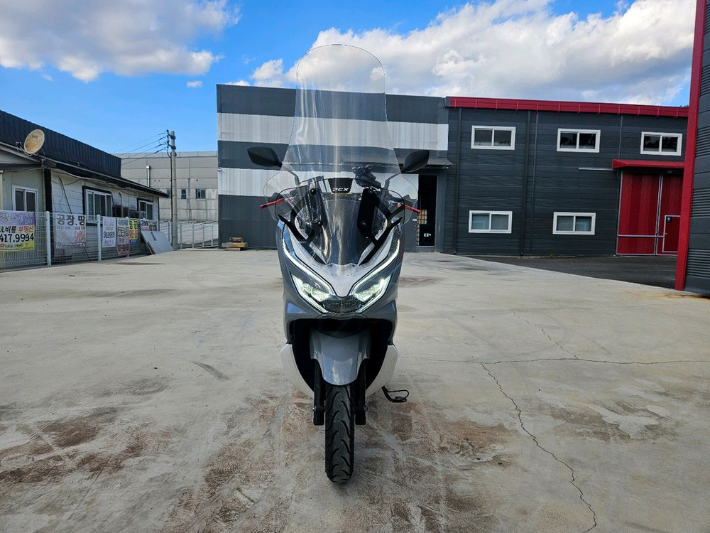 혼다PCX125/20년식/2만키로/160만원/풀튜닝차량 이미지