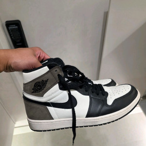 조던1 다크모카 280