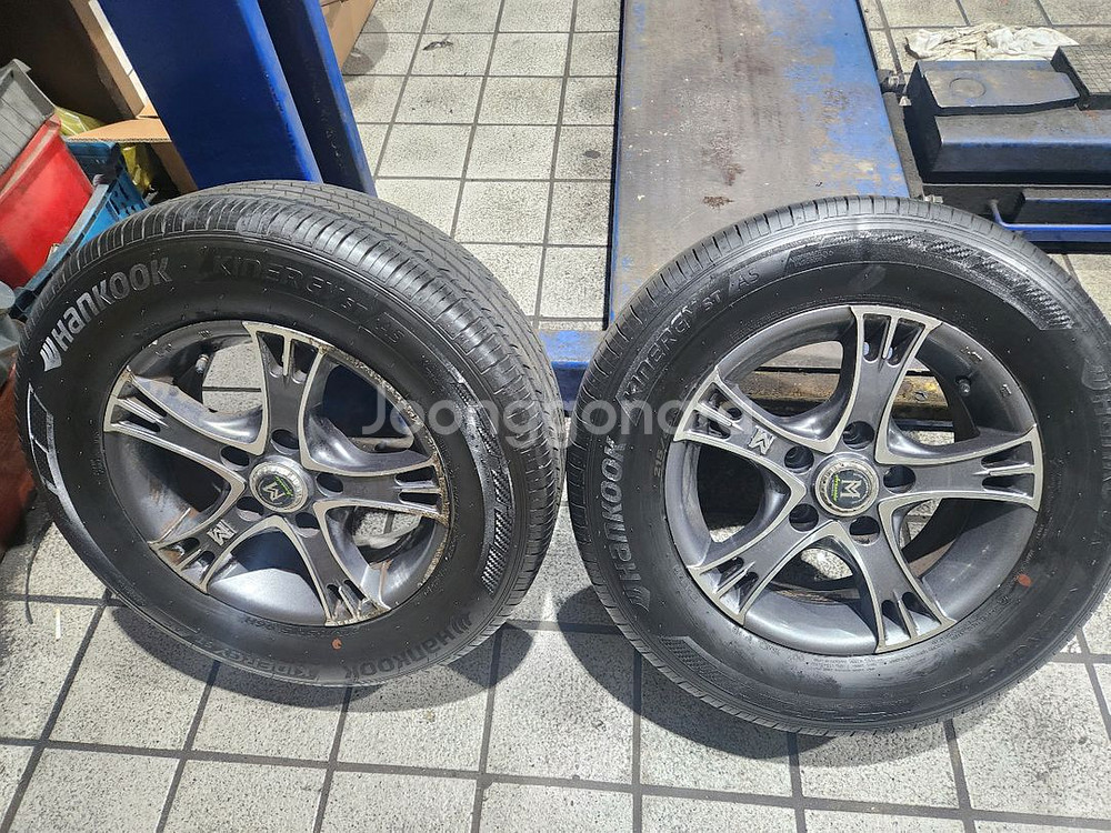 포터2. 마르셀로나. 15인치 휠타이어. 판매--0