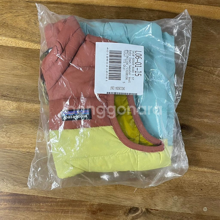 새상품] 파타고니아키즈 패딩 베스트 5T--1