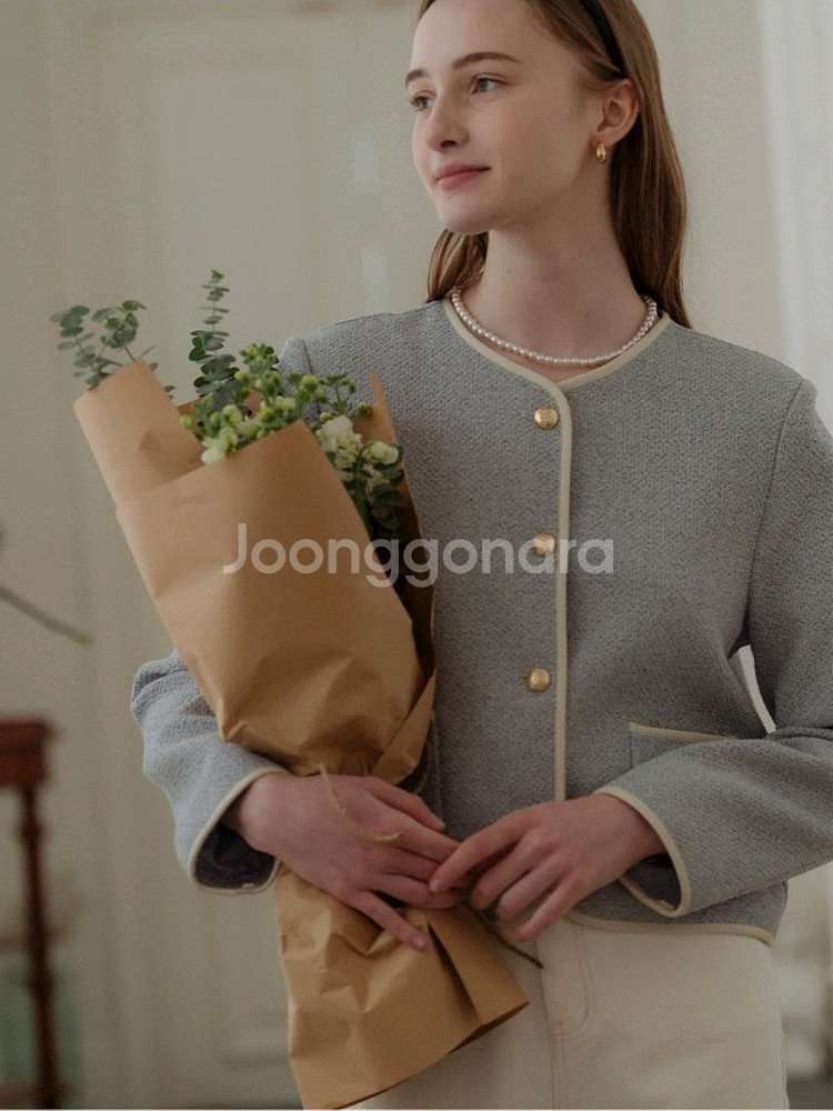 새상품 틸아이다이 내추럴 트위드 라인 자켓 스카이블루--1