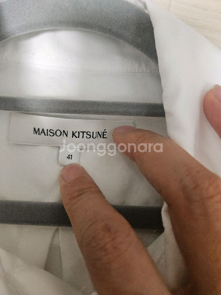 메종키츠네 폭스패치 화이트 셔츠 41사이즈--2