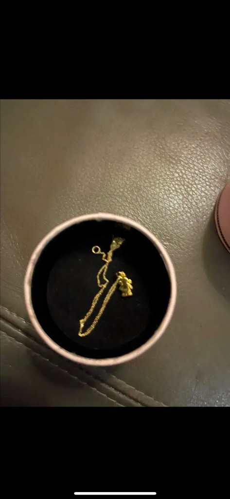 tous 18k 소녀목걸이 팝니다--1