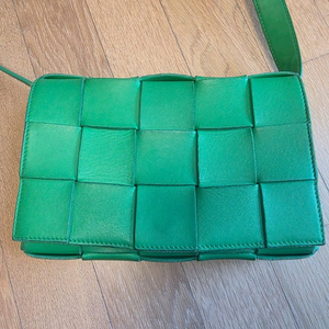 보테가베네타 카세트백