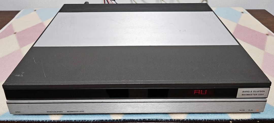 B&O BEOMASTER 5000 리시버 판매합니다--1