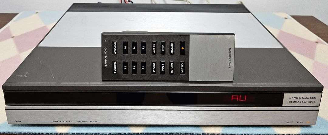 B&O BEOMASTER 5000 리시버 판매합니다--2