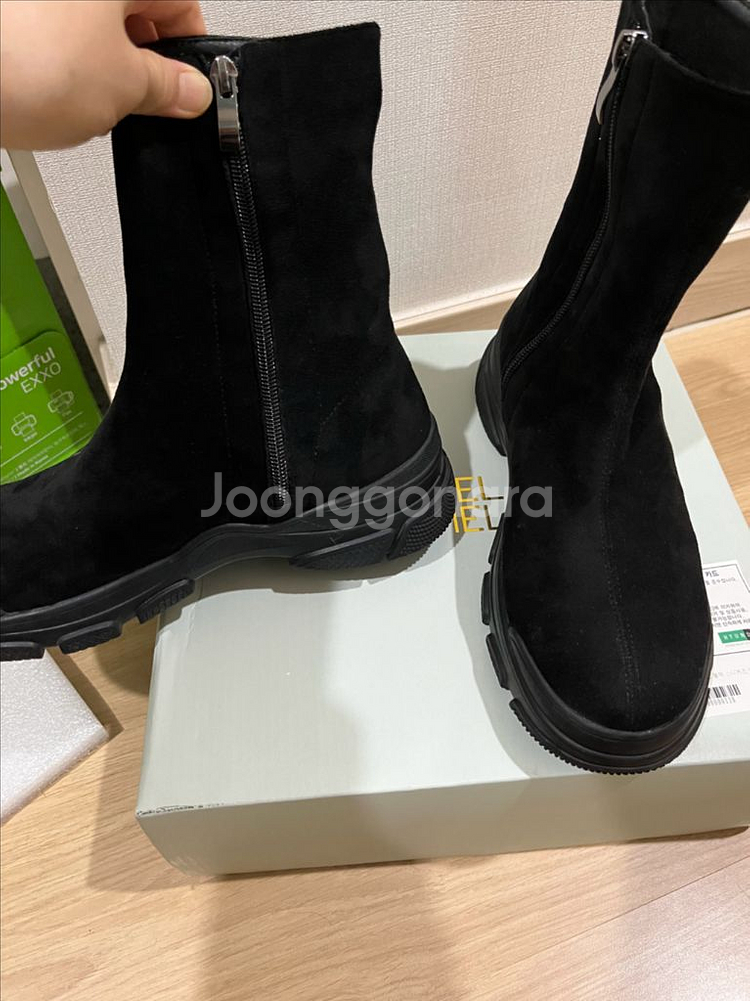 포멜카멜레 스웨이드 삭스 스니커즈 앵클부츠 240--1