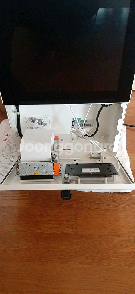 하나시스키오스크 K-220D 탁상용키오스크 카드전용--1