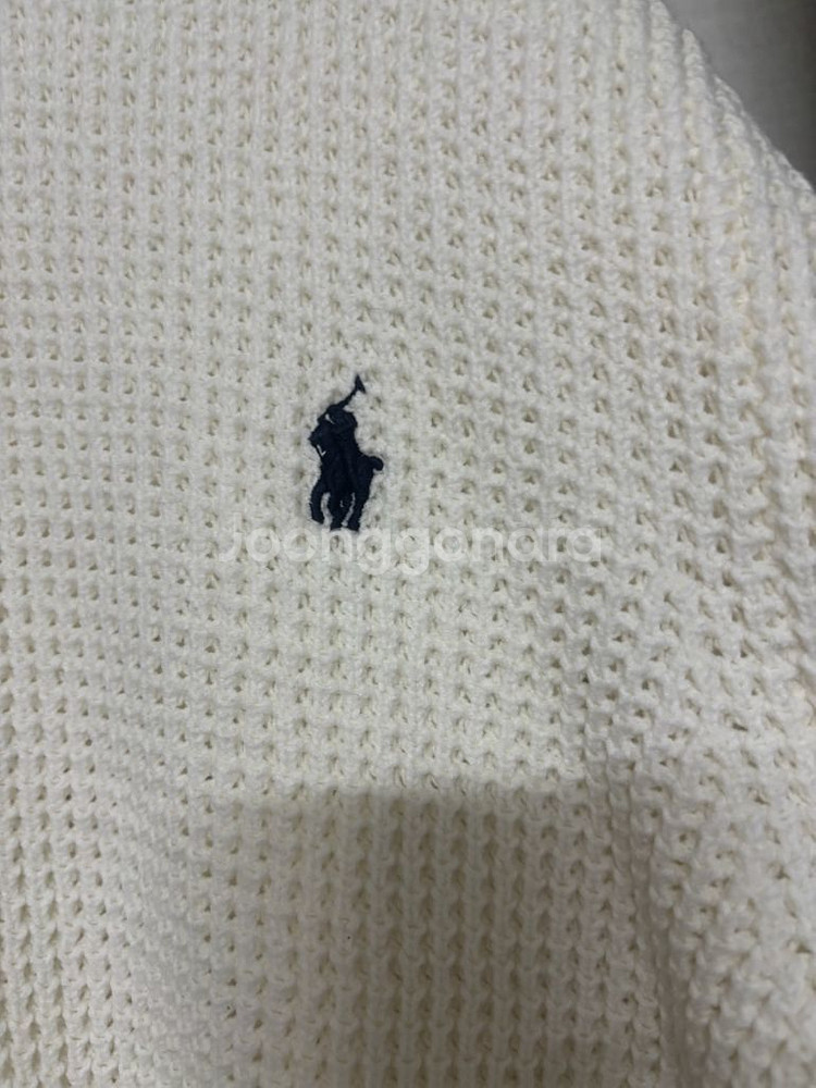 폴로 흰색 니트--1