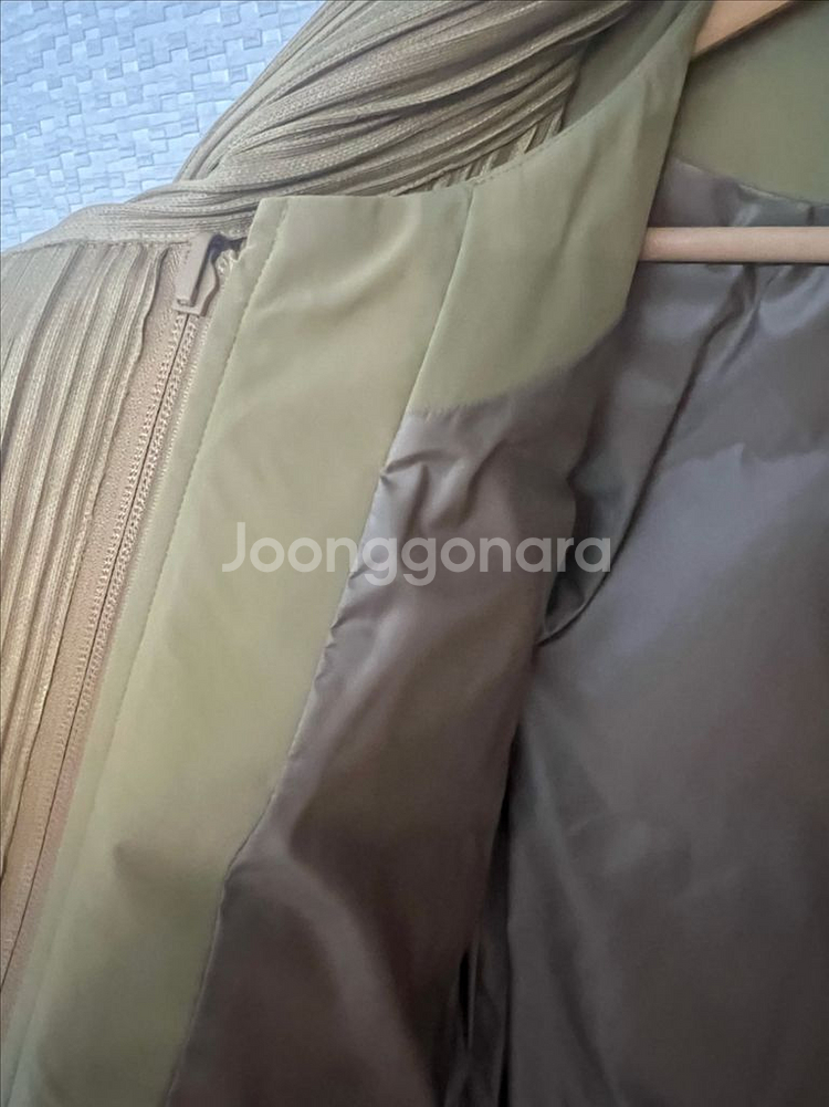 플리츠플리즈 다운 숏코트--3