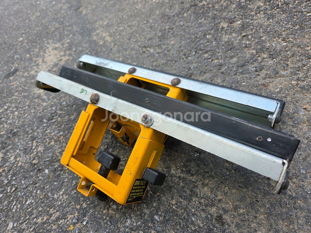 디월트 톱다이 스탠드 보조기구--1