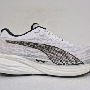 푸마 남성 카본화 런닝화 265