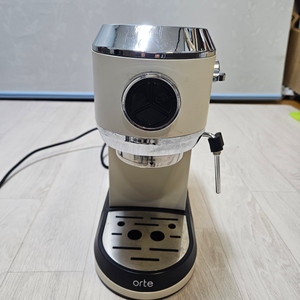 오르테 커피머신