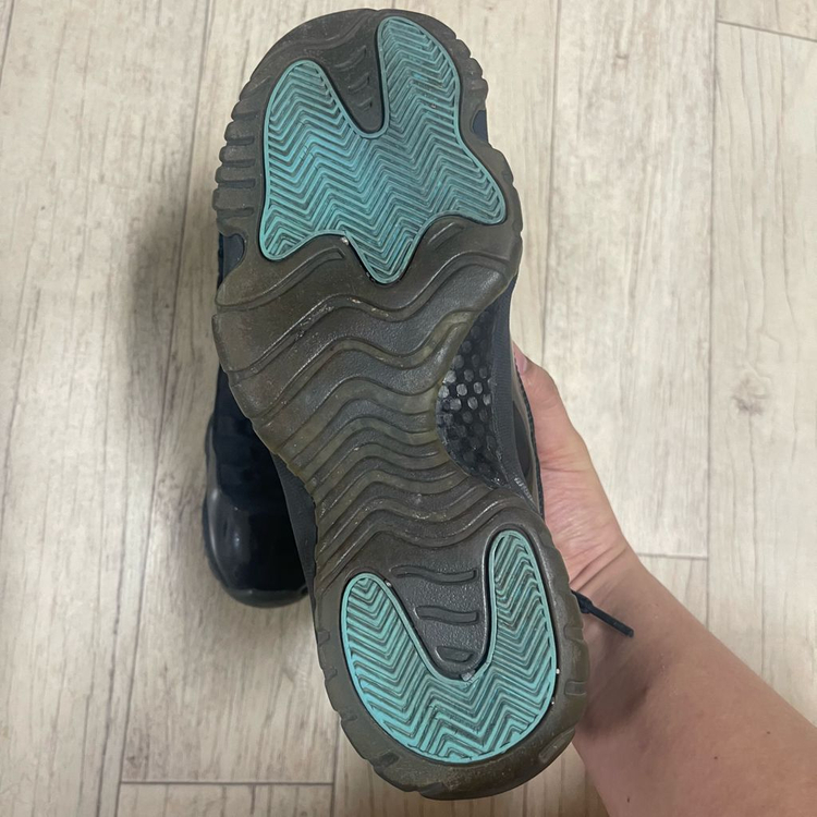 조던11감마블루 265판매--2