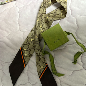 구찌 미니 스카프