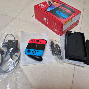 닌텐도 스위치 OLED (링피트 어드밴처 포함)