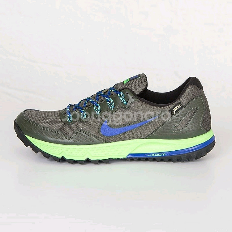 나이키 에어 줌 와일드 홀스3 GTX 270사이즈--7