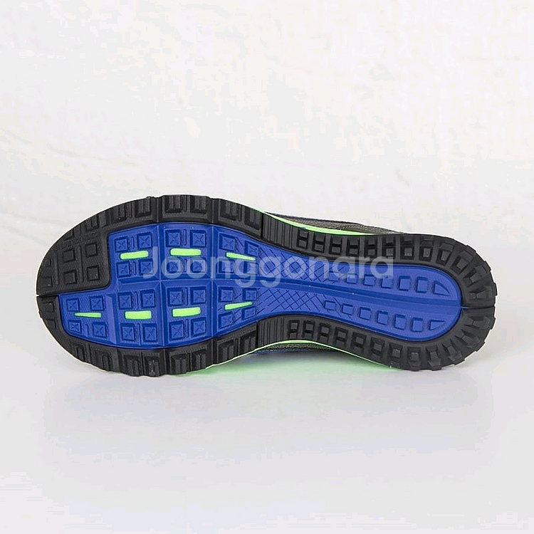 나이키 에어 줌 와일드 홀스3 GTX 270사이즈--9