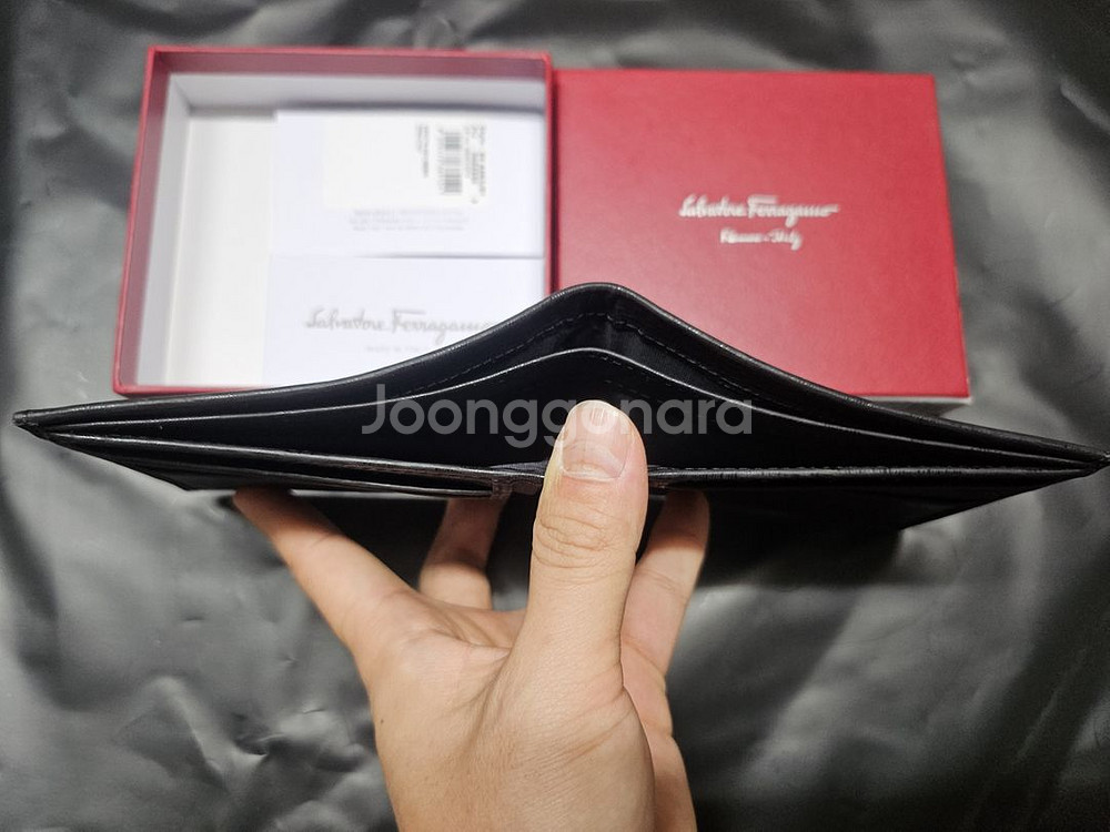 페라가모 반지갑--3