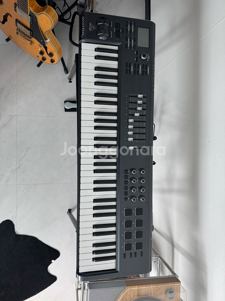 베링거 motor 61 + 스탠드--0