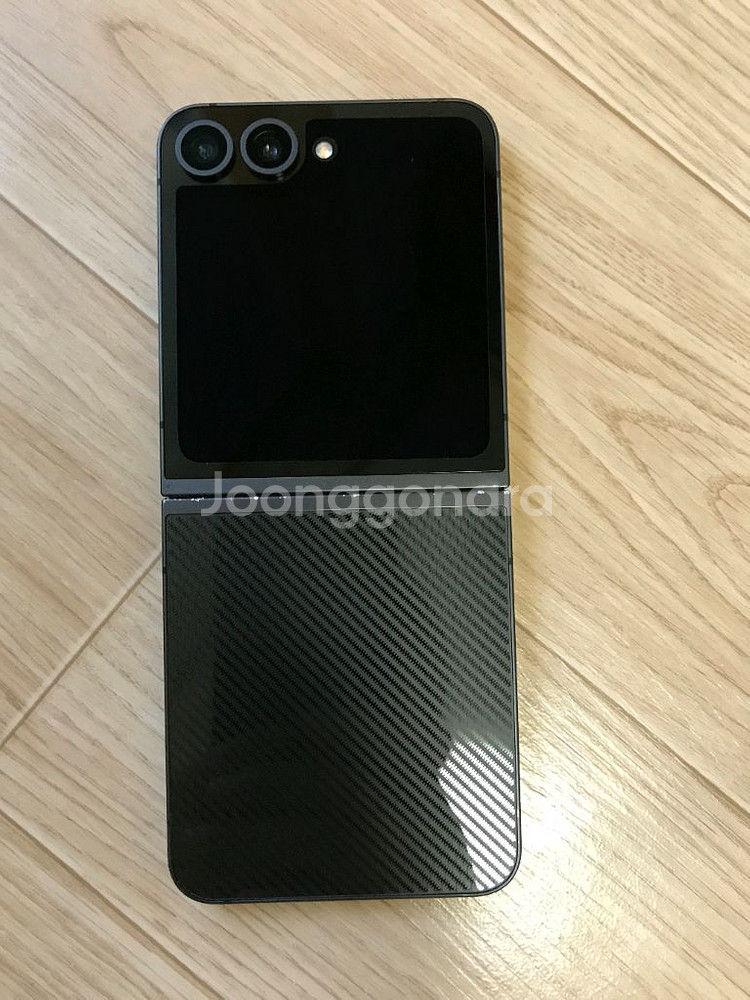 갤럭시 플립6 블랙(자급제) 256GB 팝니다--2