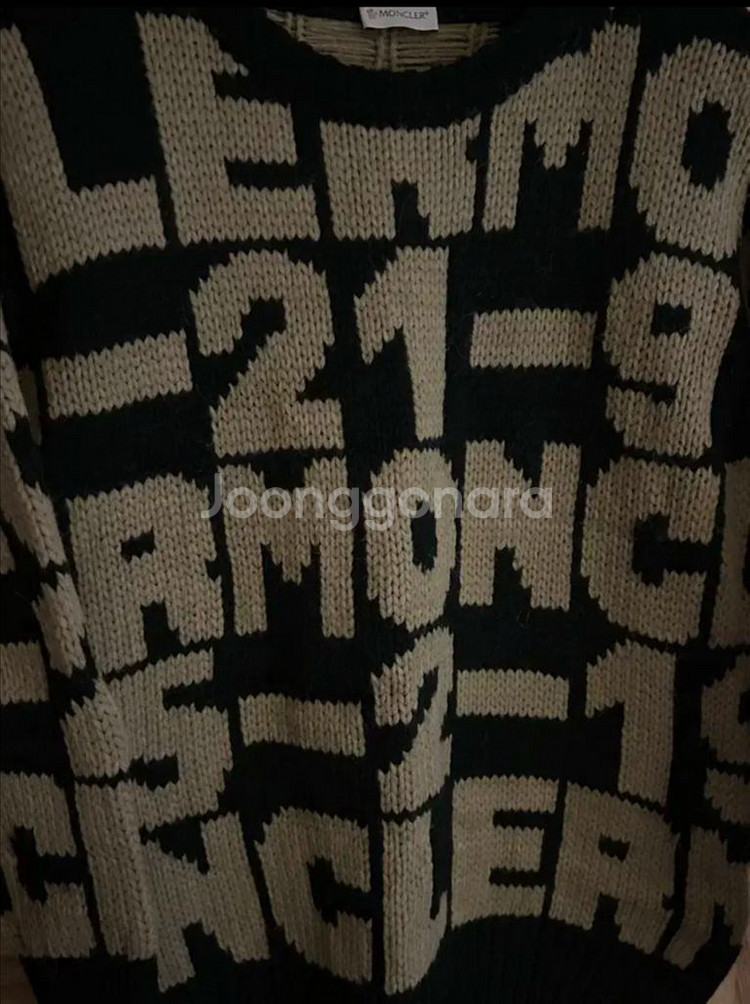 몽클레어 레터링 니트 XS (보통 55착용)--2