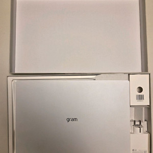 lg그램프로 16인치 rtx4050 램32 ssd3TB