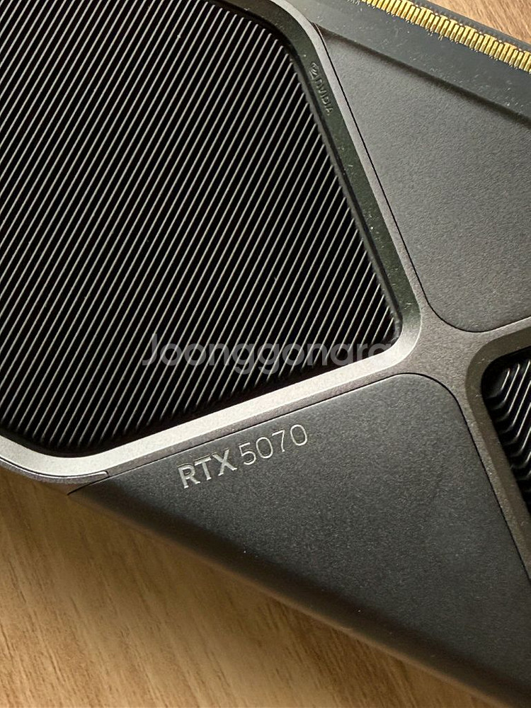 5070fe 중고 78만 판매합니다. 예약 중...--2