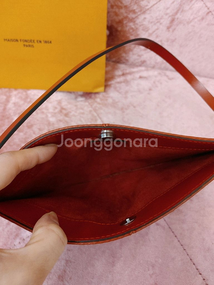 정품- 루이비통 에피 포쉐트 데미룬 미니백--1