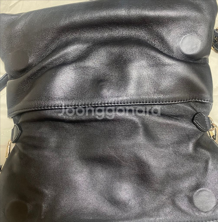 지방시 가죽 블랙 크로스백 빈티지--5