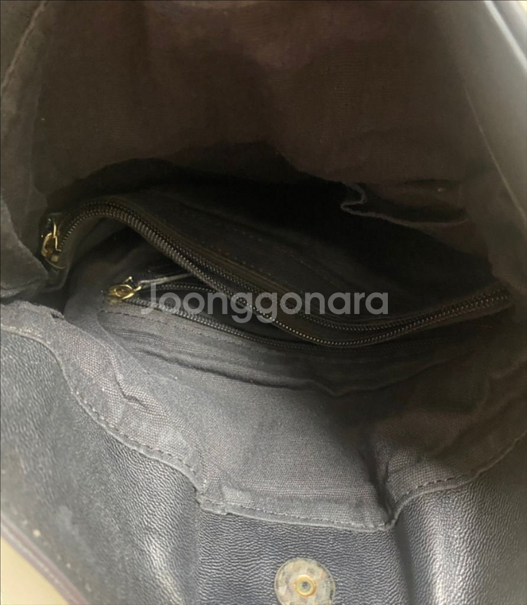 지방시 가죽 블랙 크로스백 빈티지--4