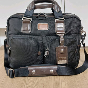 투미 알파 브라보 앤더슨 슬림 커뮤터 브리프 케이스